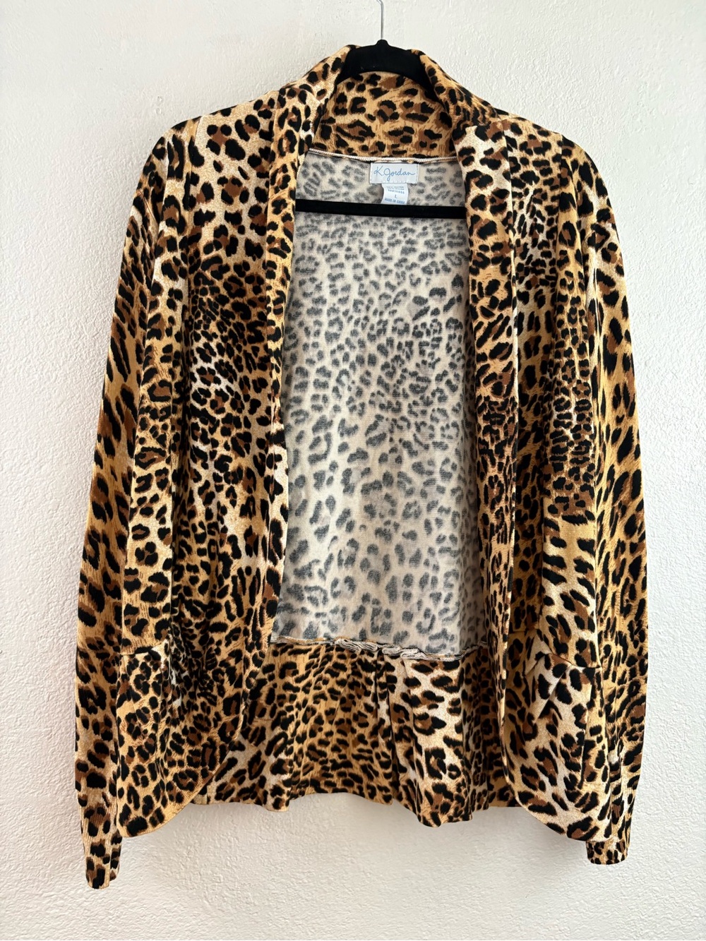 K. Jordan open-front cardigan bold leopard print pattern and long sleeves size L